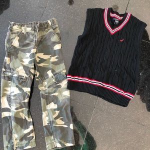 Boys bundle size 8 pants and sweater